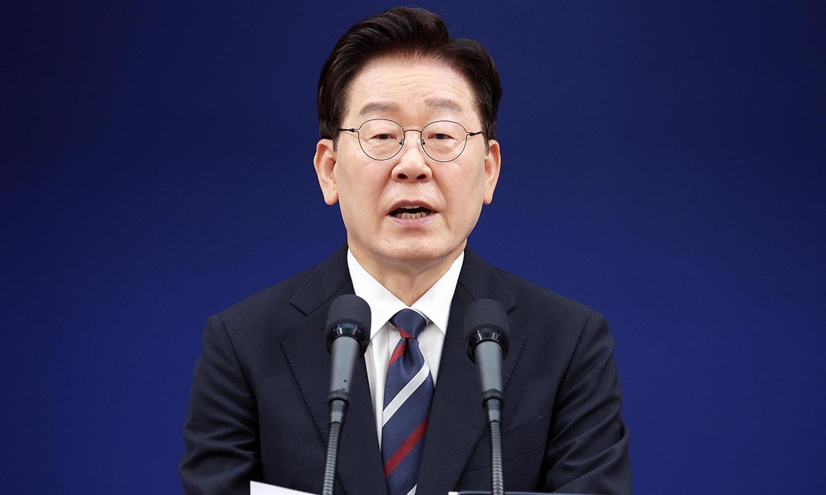 이재명 대통령이 19일 청와대 춘추관에서 유럽·G7 순방 결과 브리핑을 하고 있다.