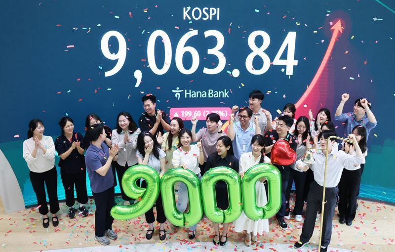 “종목 확산이 더 위험 신호”…코스피 9000 이끈 ‘삼전·하닉’ 쏠림 더 세진다