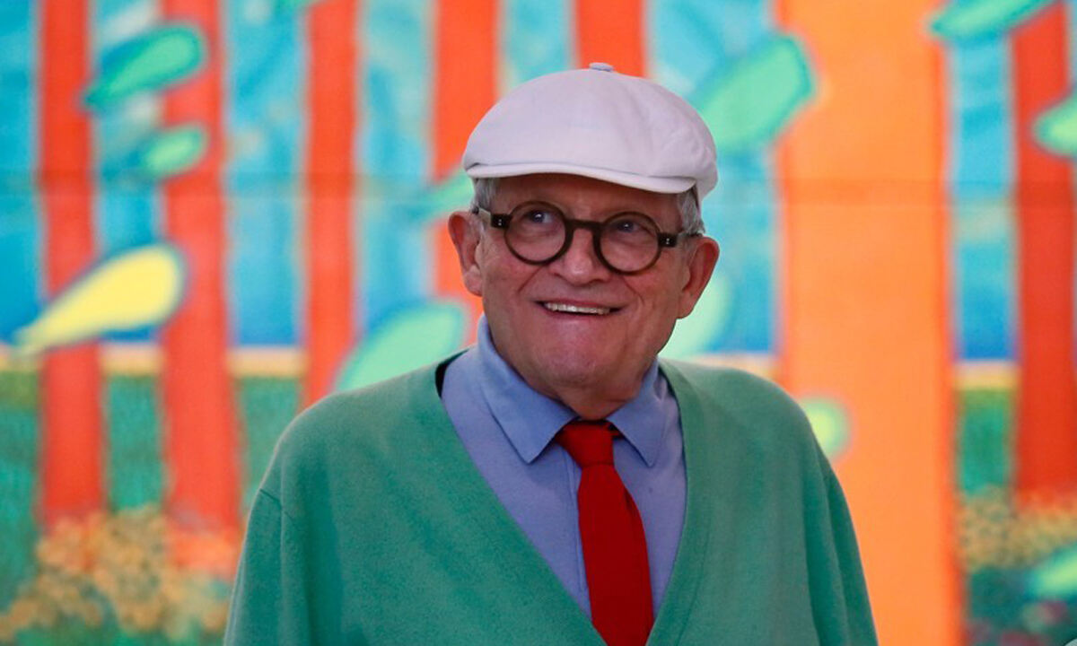 거장 호크니 장례…단 2명만 참석한 채 비공개로 치러져
