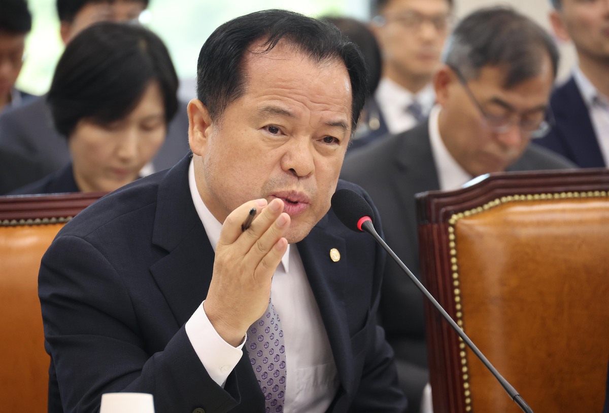 선관위 “법원 판결 없는 ‘6·3 지방선거’ 재선거 요구는 무책임” 선 그어