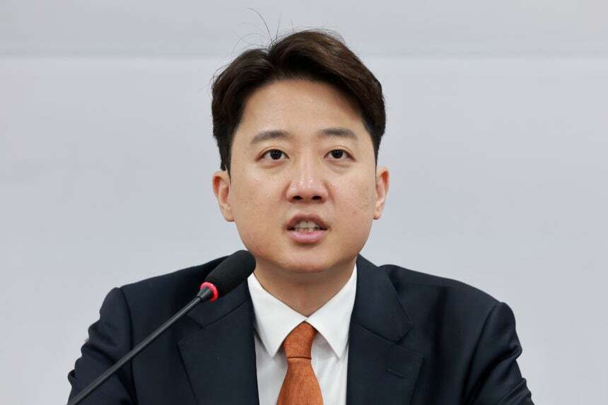 이준석 “李정권, 팔 비틀어 삼전닉스 호남行…증시 폭락 영향 없었겠나”
