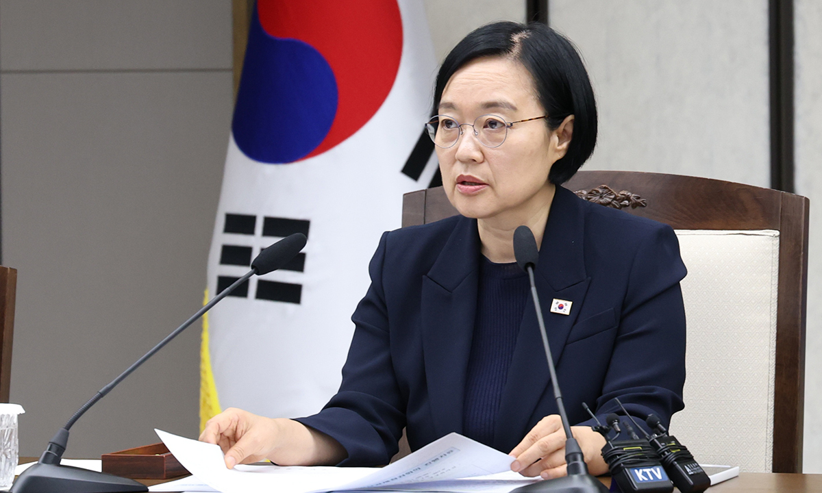 한성숙 총리 "물가 관리 최우선…對중동협력 방안도 미리 준비"