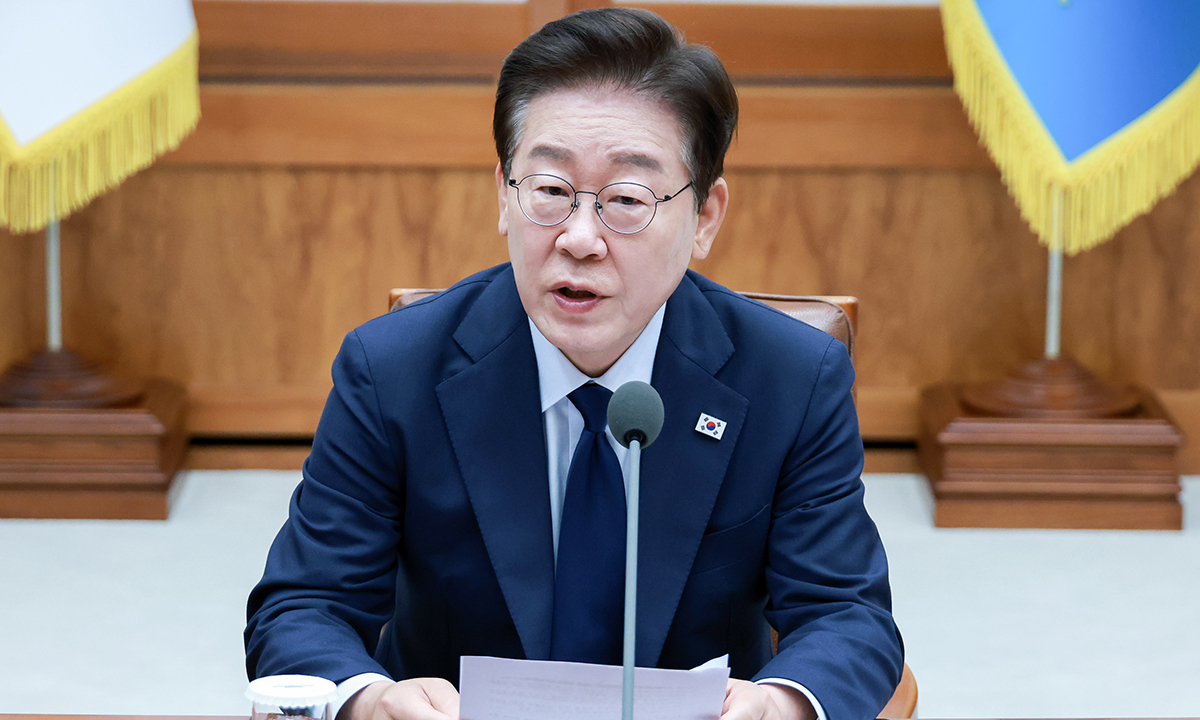 이재명 대통령이 6일 청와대에서 열린 메가프로젝트 민관합동 점검회의에서 발언하고 있다. 연합뉴스