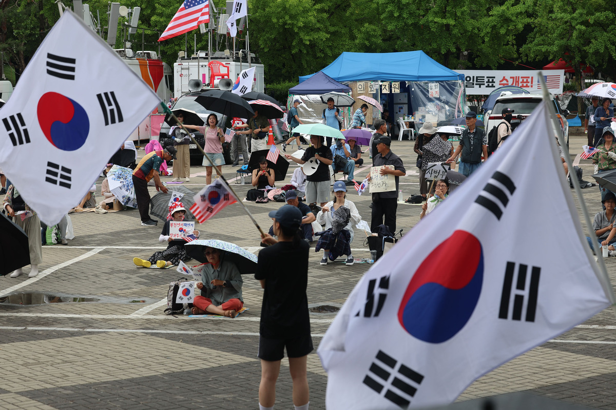 ‘잠실 개표소 봉쇄’ 34일째…미개표 투표용지 247만장 공개 검증 급물살