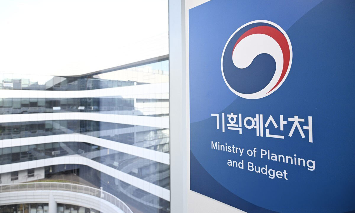 1∼5월 나라살림 적자 54조…세수 호조지만 추경 지출도 늘어