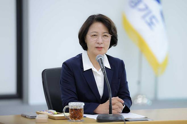 “장밋빛 전망으로 눈·귀 가리지 마라”…추미애, 경기도 업무보고 전면 중단