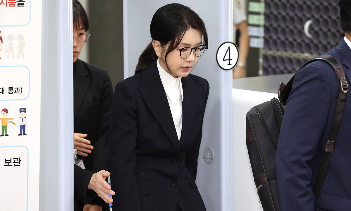 특검 요청에… 대법, 김건희 ‘3대 의혹’ 선고 24일로 연기