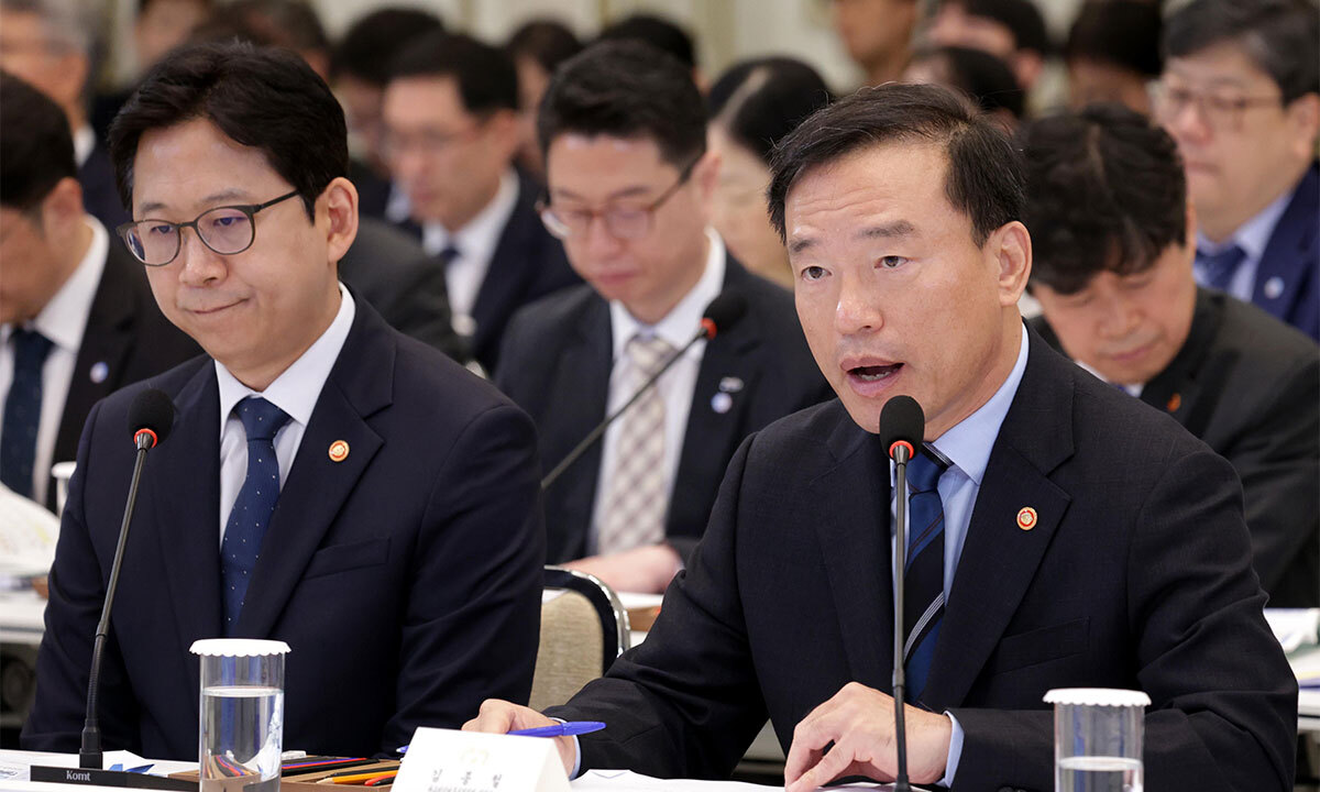 14세 미만 SNS 가입 제한 검토…청소년 알고리즘 규제 추진