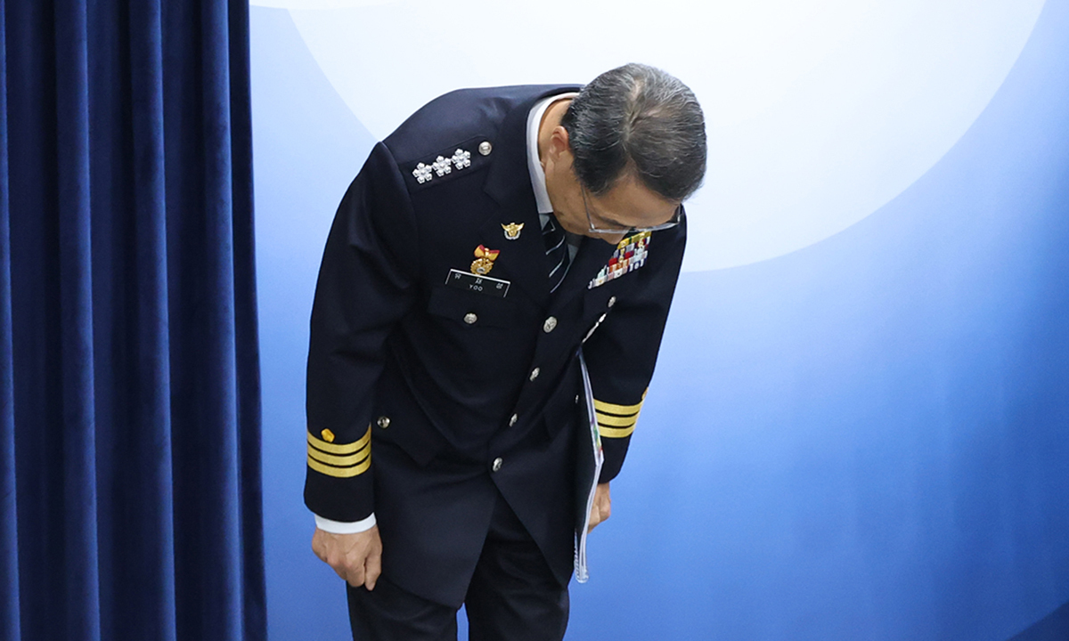 경찰청장 대행 "민간인 조사관이 경찰 비리 조사…징계 요구할것"