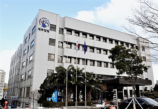 제주, 조합원에 전복·현금 준 수협 조합장 2심도 당선무효형