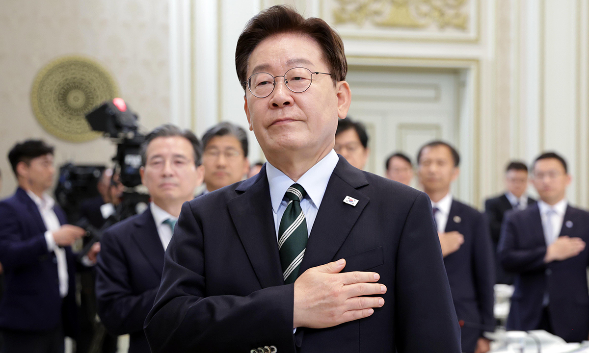 李대통령 “‘빛의 혁명’ 위대한 역사 반드시 기억… ‘12월 3일’ 국민주권의 날로 지정”