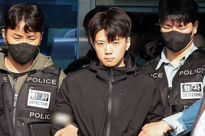 ‘여고생 살해’ 장윤기, 자필 의견서에 “가족에게는 피해 가지 않았으면”