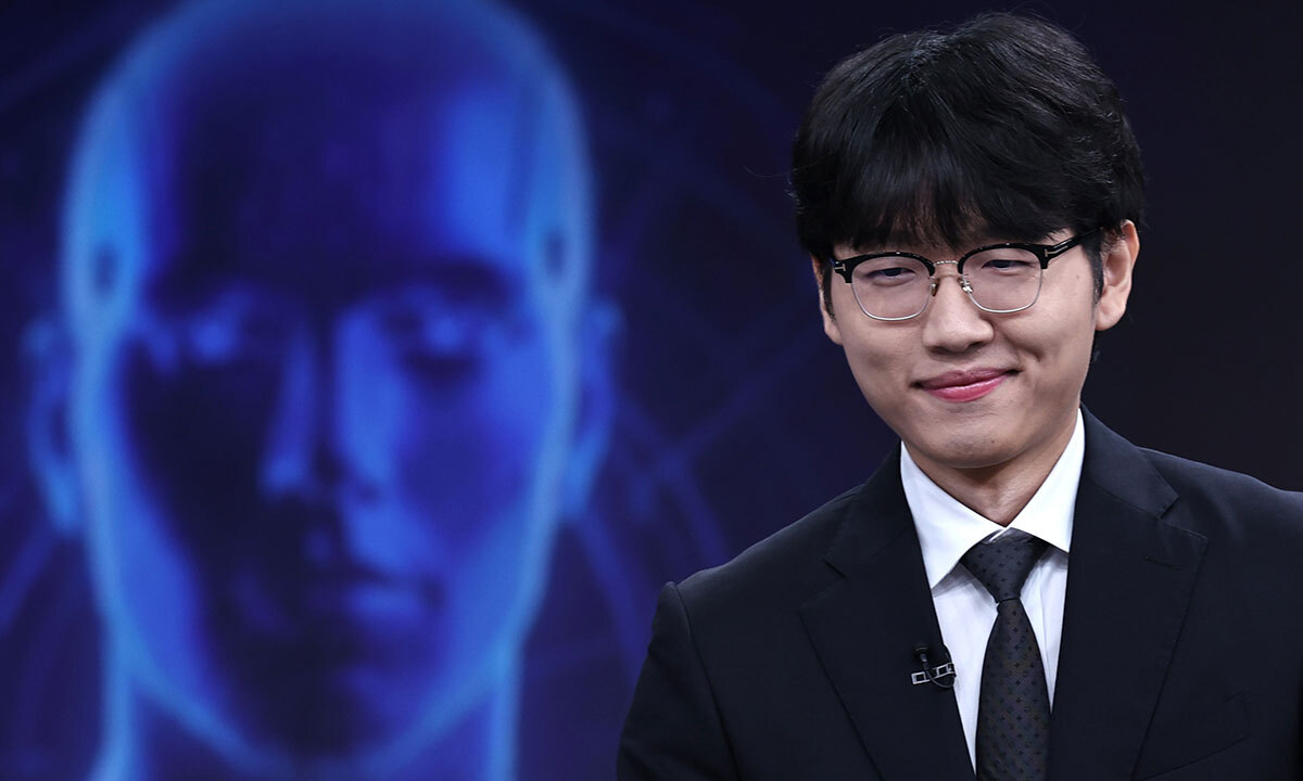 인간이 AI를 꺾다니…신진서, ‘통곡의 벽’ 카타고 무너뜨린 위대한 290수