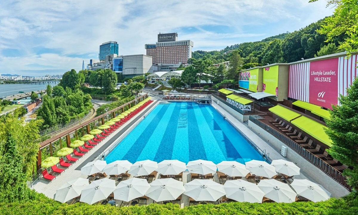 도심서 ‘풍덩’… 풀캉스 성지 뜬다