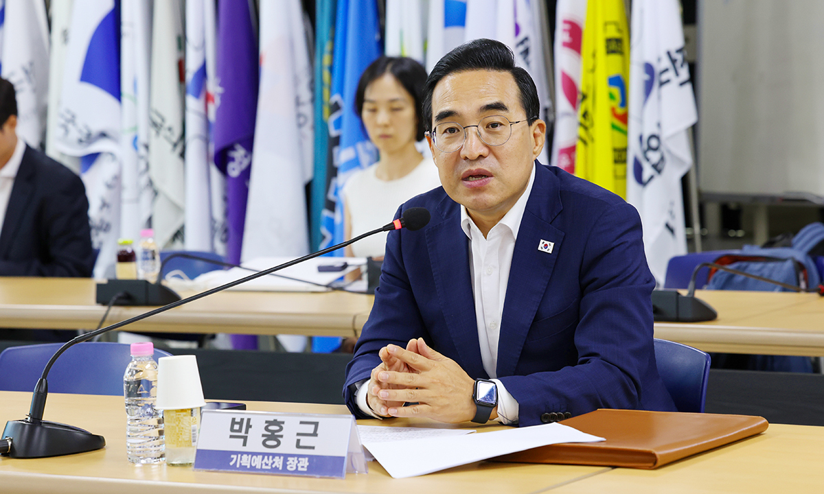 박홍근, 한국노총 위원장 만나 "노동자 처우 개선 살피겠다"