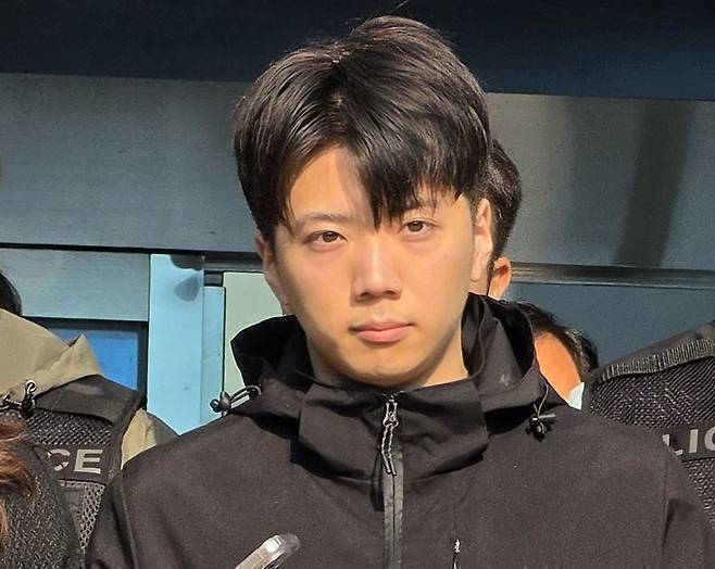‘광주 여고생 살인 사건’…특수단, 전 광산서장 출국금지 조치·장윤기 첫 접견조사