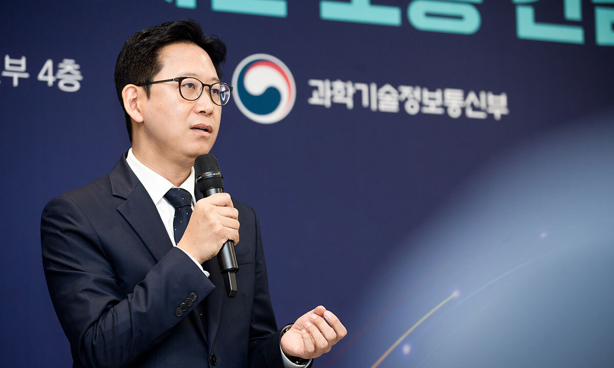 中 ‘키미 K3’ 쇼크… 배경훈 “독자 AI 중요성 강해져”