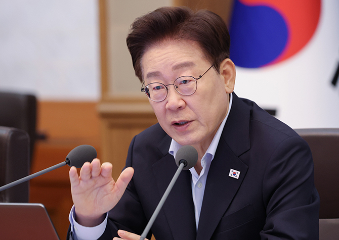 李대통령 "망국적 부동산공화국 벗어나야…조세 합리적 정비"