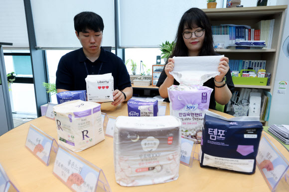 일회용 팬티형 생리대도 성능 차이… 흡수력·착용감 제품별 편차