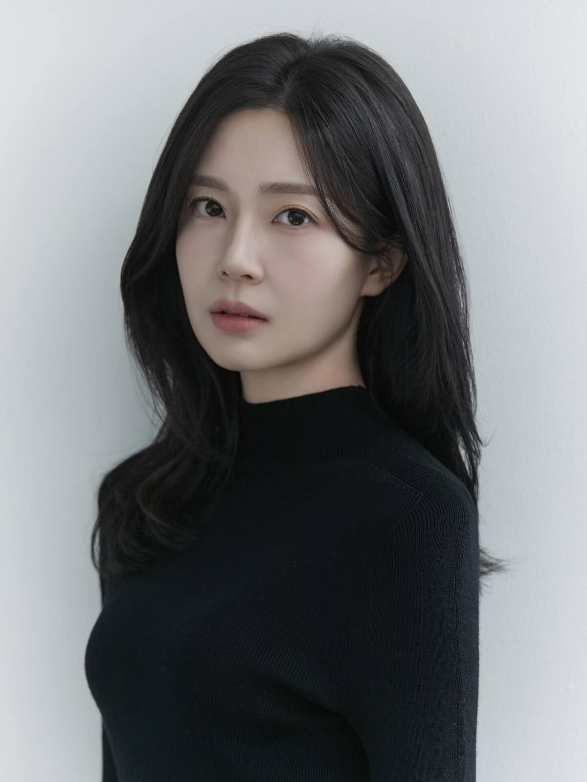 백진희 “끝난 연애는 뒤돌아보지 않는다”…단호한 연애 철학