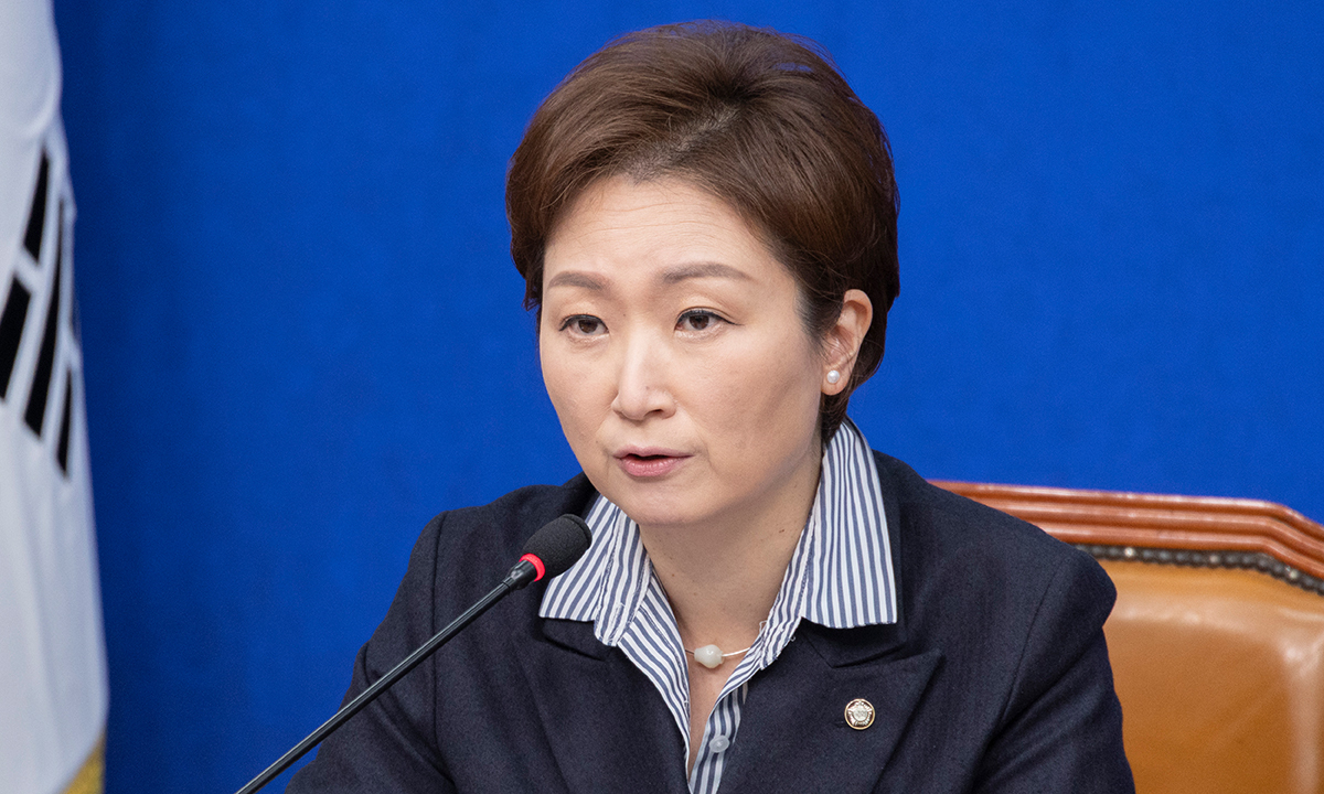이언주 합성 음란물 게시 60대 기업인 불구속 송치… 재유포 계정도 수사 중