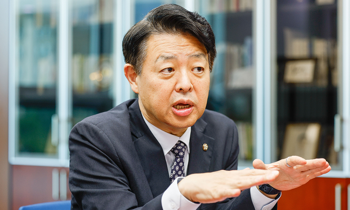 더불어민주당 전당대회 최고위원 선거에 출마한 김영호 후보가 29일 국회 의원회관에서 가진 인터뷰에서 정청래 전 대표 측을 향해 “기본적인 예의는 있어야 한다”고 지적했다. 최상수 기자