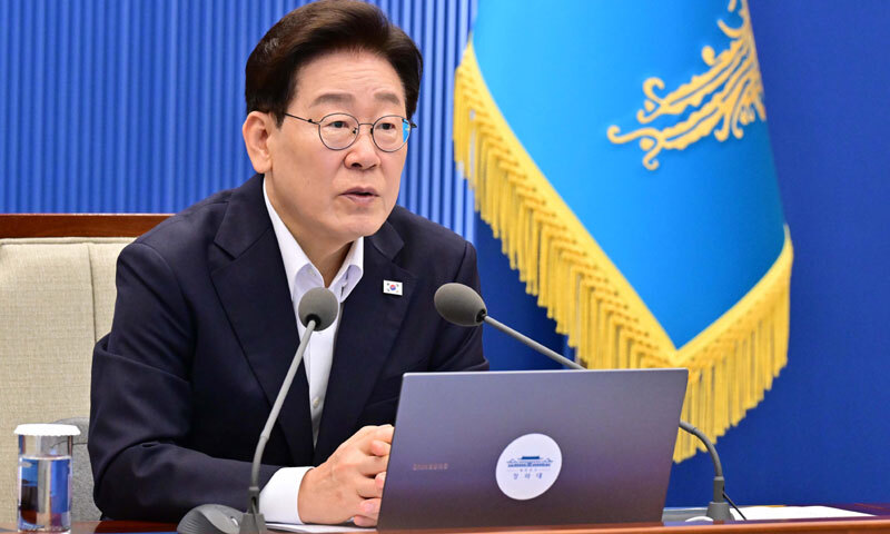 이재명 대통령이 6일 청와대에서 열린 수석보좌관회의에서 발언하고 있다. 청와대사진기자단