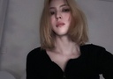 한소희, 단발하고 ‘퇴폐미’ 가득한 근황