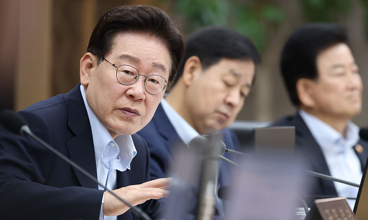 이재명 대통령이 11일 정부세종청사에서 열린 국무회의에서 발언하고 있다. 연합뉴스