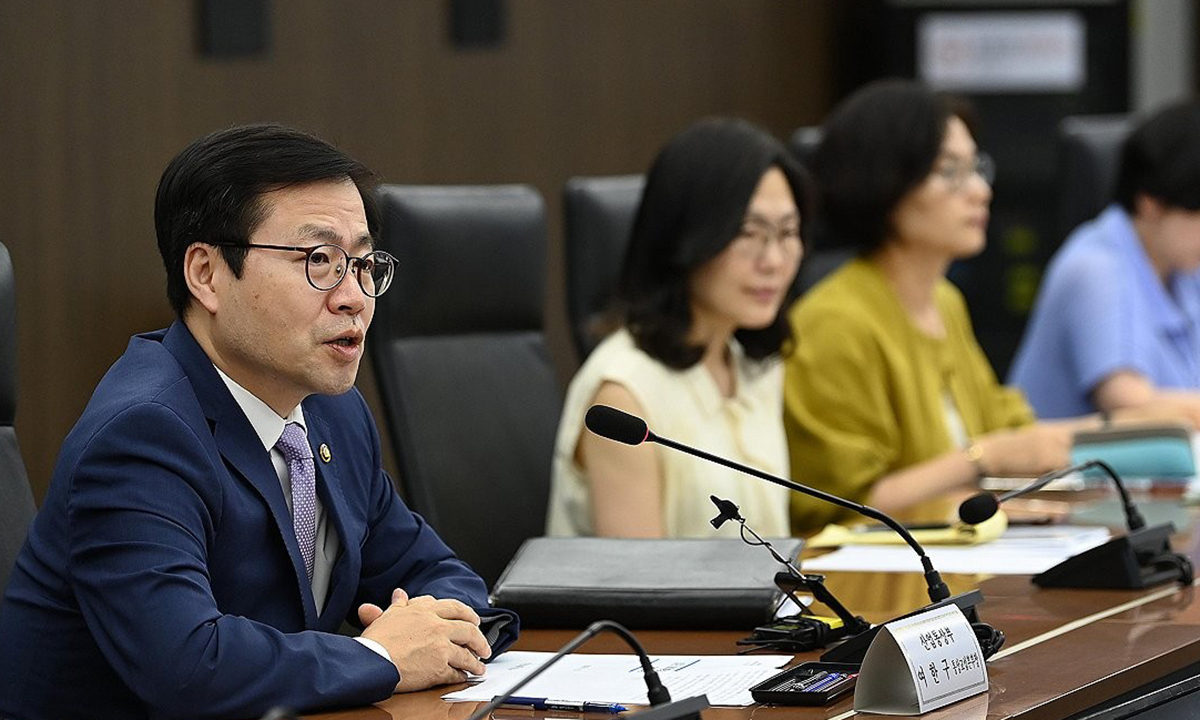 여한구 산업통상부 통상교섭본부장이 13일 서울 중구 대한상공회의소에서 열린 제58차 통상추진위원회를 주재하고 있다. 산업통상부 제공