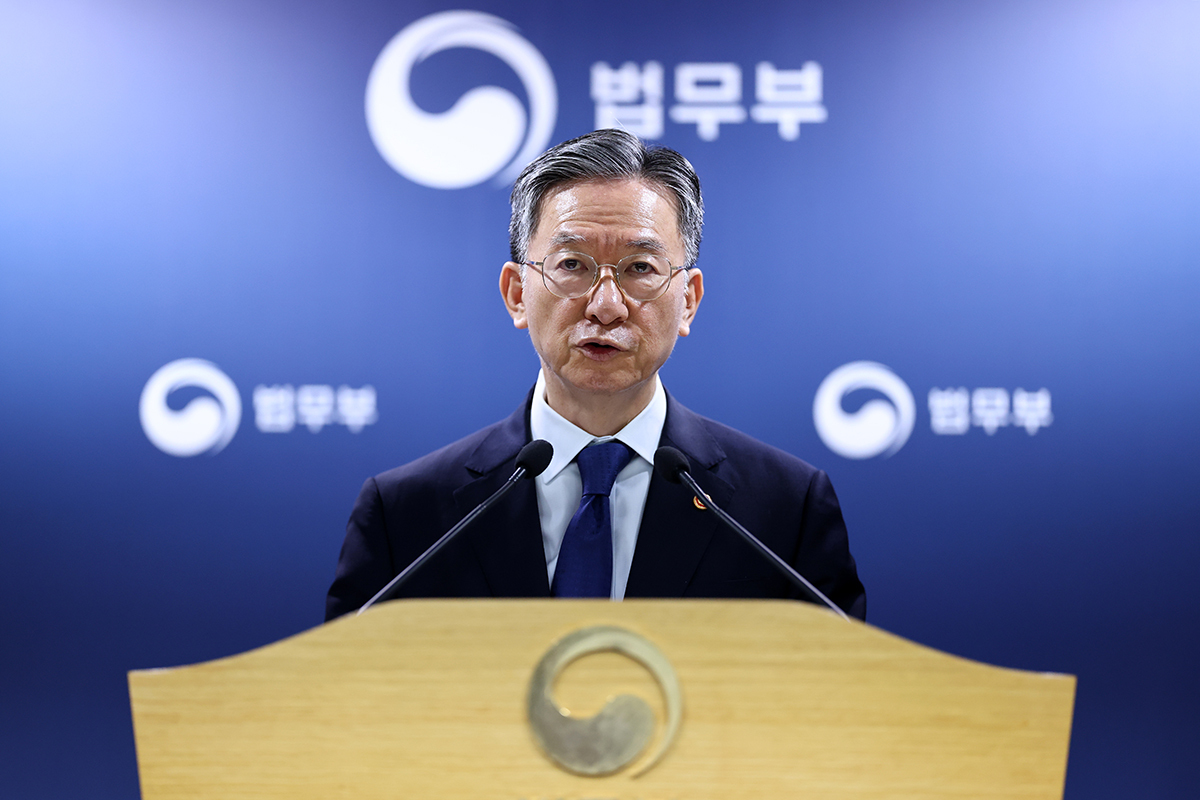 정성호 법무부 장관이 지난 5일 정부과천청사 법무부에서 2026 하반기 정부업무보고 사전브리핑을 하고 있다. 연합뉴스