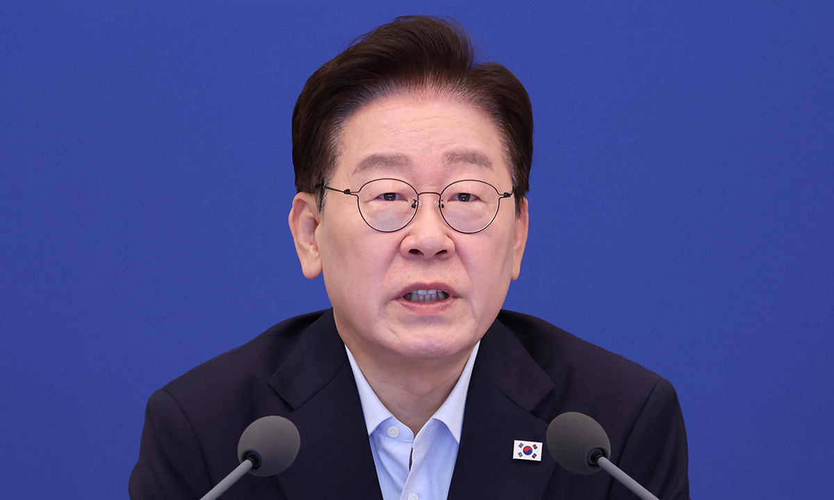 이재명 대통령이 25일 청와대에서 열린 국무회의 발언을 하고 있다. 연합뉴스
