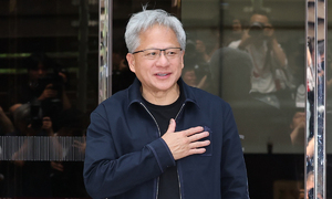 젠슨 황 "AI는 변곡점 도달했다…유용한 일 해내고 있다"
