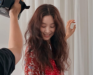 정려원, 소녀 같은 분위기