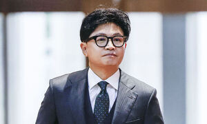 野 ‘한동훈 복당’ 충돌… “청문회 투입” “혼자 놀면 돼” [개각 후폭풍]