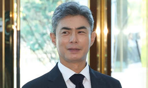 “강신철, 본인·父 이어 형·고모도 철거민 특별분양”
