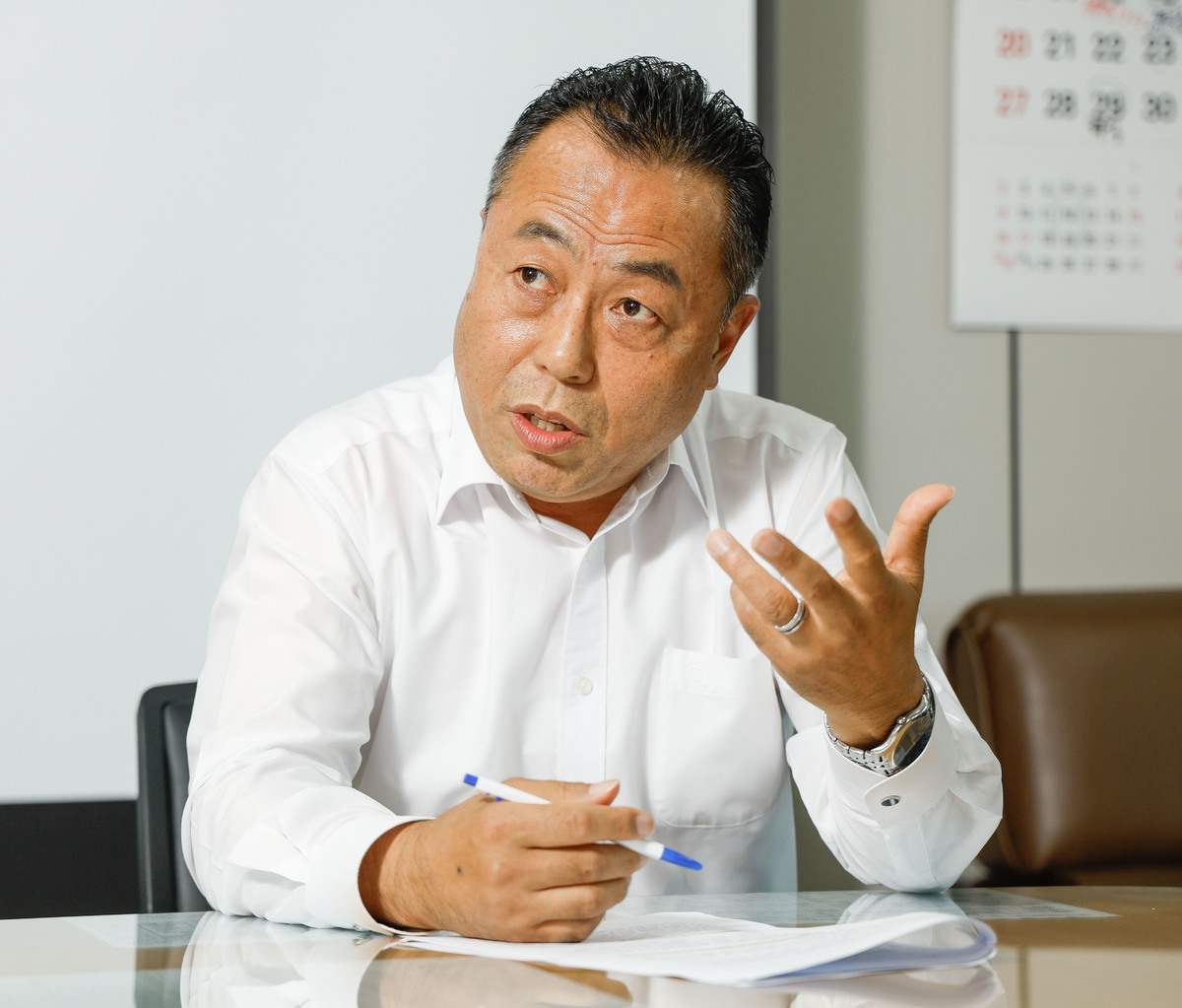 윤재남 서울남부지검 수사과장이 14일 남부지검 사무실에서 검찰청 폐지에 따른 소회를 밝히고 있다.&nbsp;최상수 기자