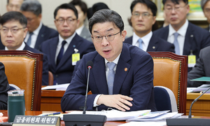 이억원 “단일종목 ETF 靑 지시 없었다” [2026 국정감사]