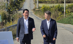 최태원 SK 회장, 광주 반도체 부지 첫 방문…“용인보다 빠르게, 인프라 지연돼도 선제 진입”
