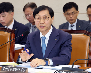 국민연금 이사장 “리밸런싱 유예 안했다면 매일 ‘8000억’ 매도해야…증시 타격"