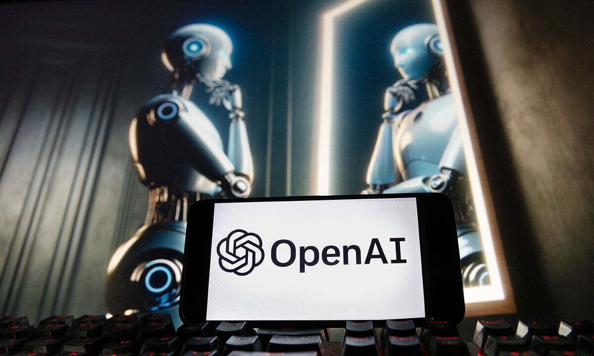 AI 도입 아직인데…“2030 고용 충격 이미 시작됐다”